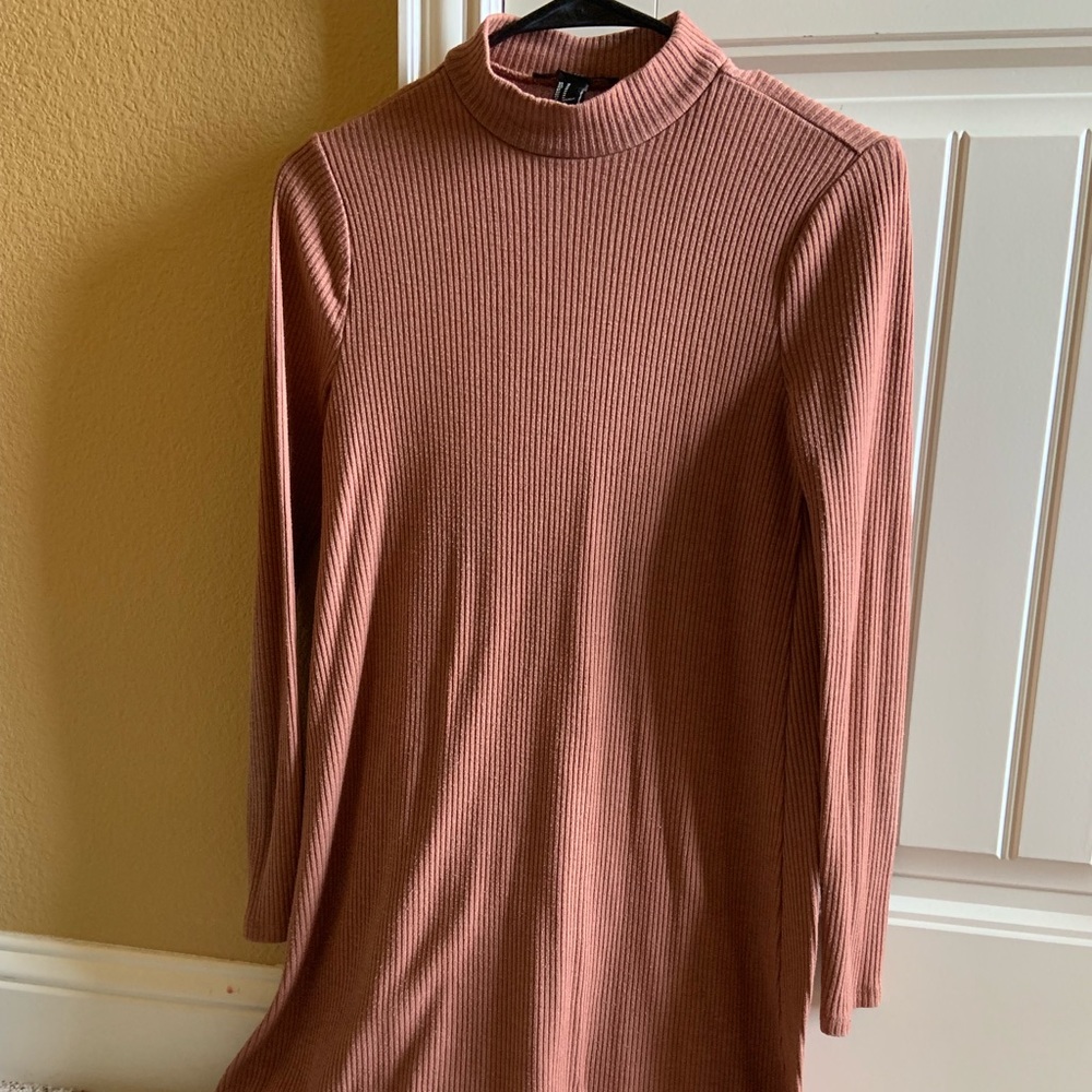 salmon pink ribbed turtleneck/collared dress